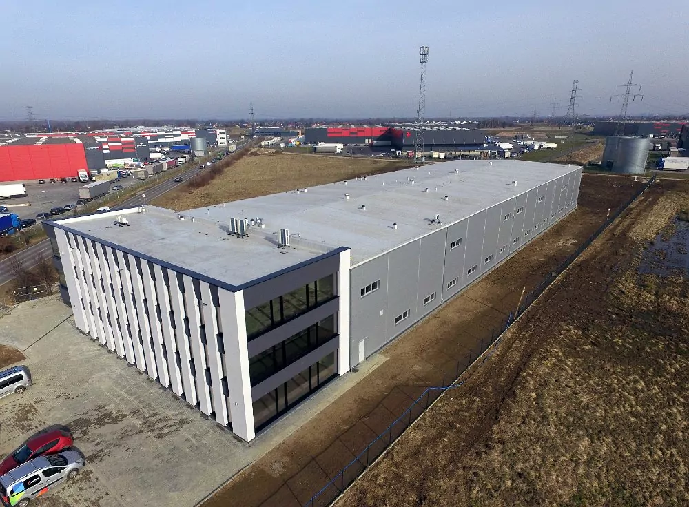 Hala produkcyjno-magazynowa wraz z budynkiem biurowym Euronova, Kokotów